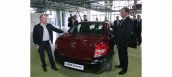 Фото 1 Путин провел в Тольятти тест-драйв "народной" Lada Granta