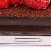 Чехлы для iPhone