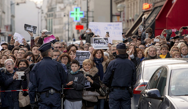 Фото 2 Марш единства в Париже