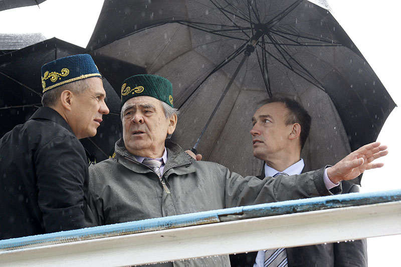 Фото 4 Все о жизни президента Татарстана Рустама Минниханова